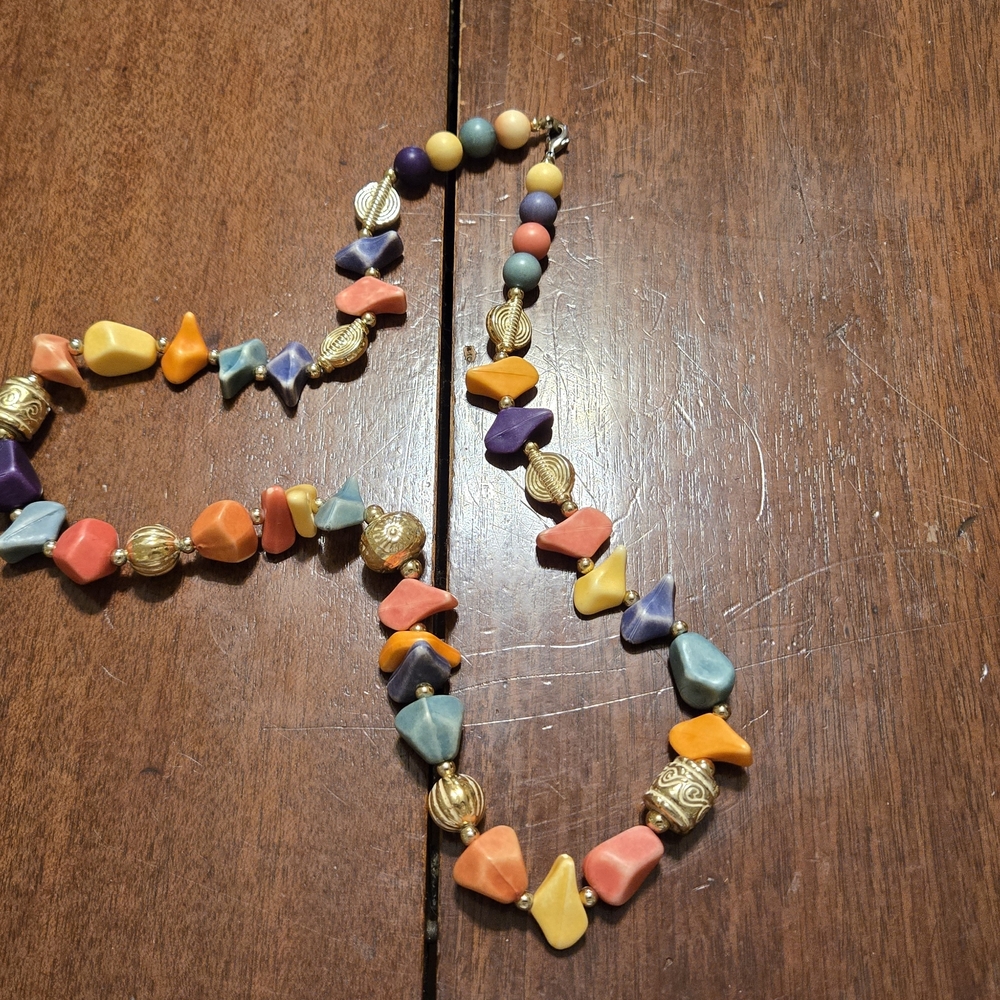 Tumblestone Colorful Beaded Necklace 24 Inches NWOT